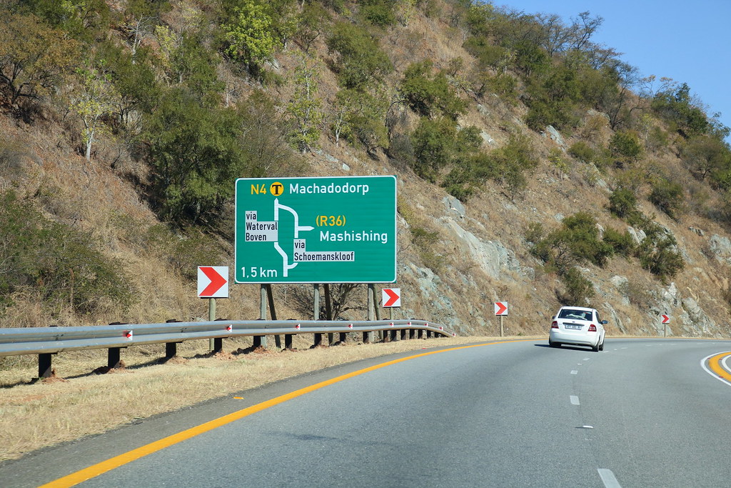 Mpumalanga: Wegweiser an der N4
