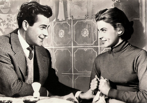Doris Kirchner and Adrian Hoven in Lügen haben hübsche Beine (1956)