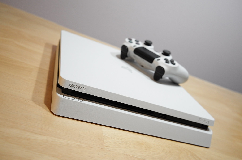 Console PlayStation 2 Slim HS - Pour Pièces Détachées Ou Réparation, Ne Fonctionne Pas