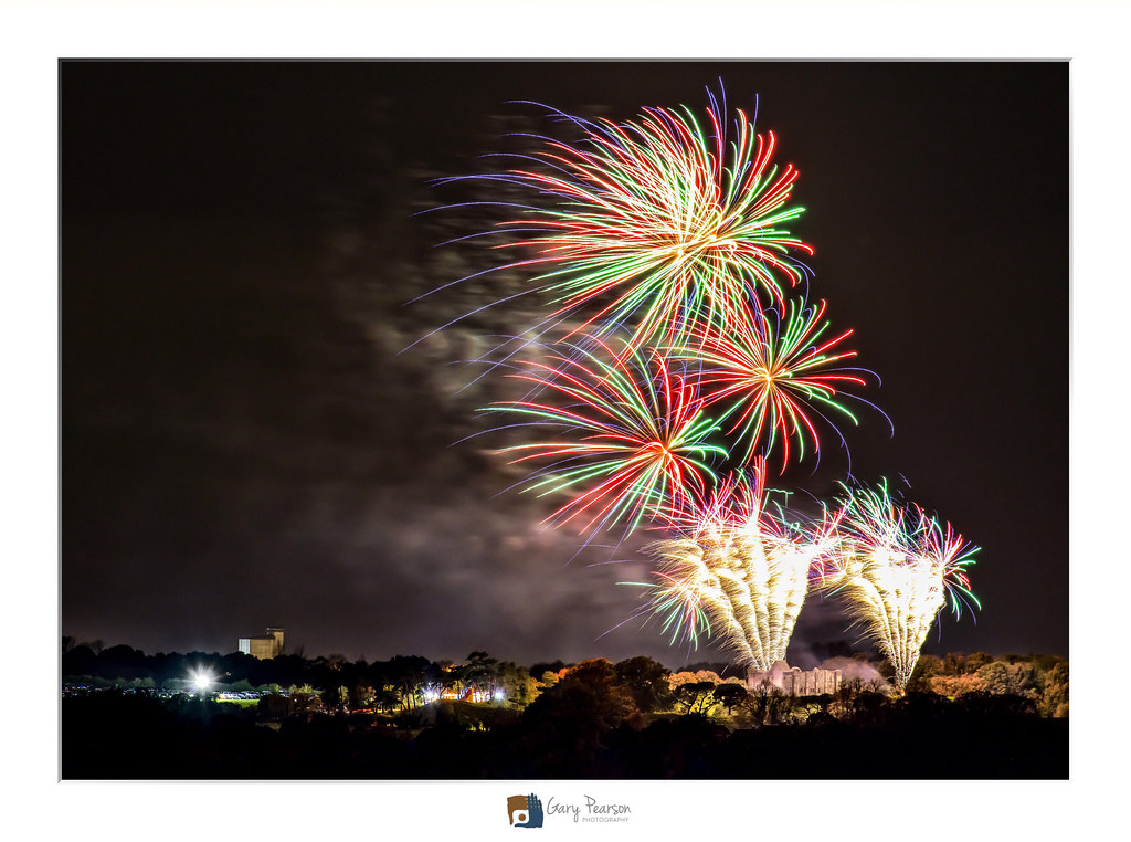 Castle Rising fireworks 2017 | Taken from approximately 4.5m… | Flickr