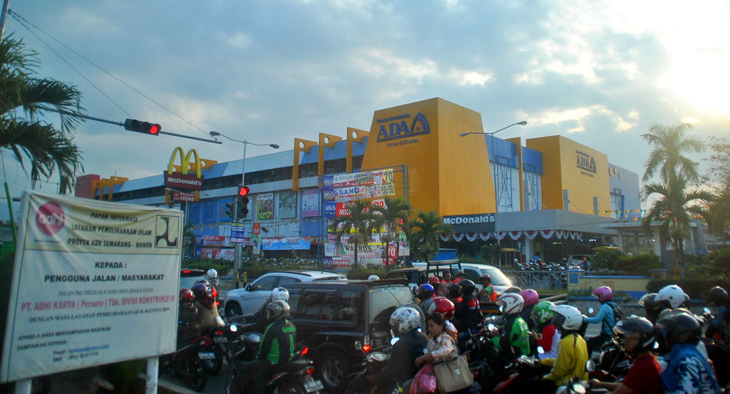 Pasar Swalayan ADA