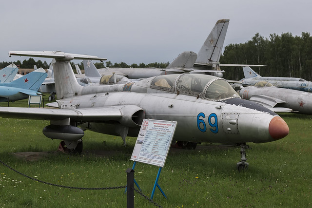 Aero L-29 Delfin - 2