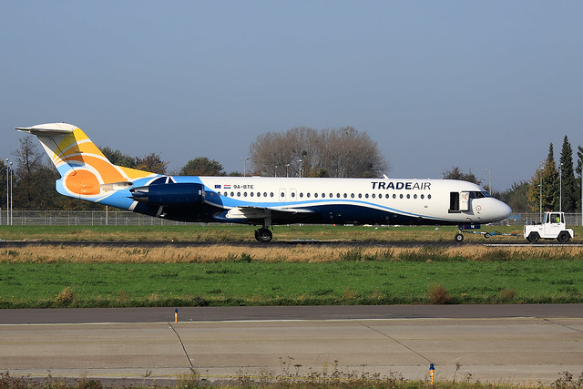 Croatia Airlines  Fokker 100 9A-BTE