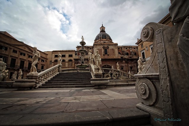 Palermo: Piazza Pretoria.