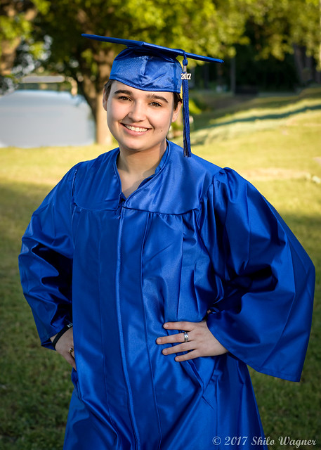 Graduation/Senior Photos of Hope Wagner