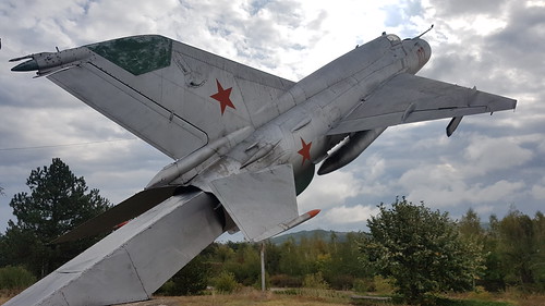 bulgaria mig spacepark memorial aircraft planes aeroplane cockpit wings army retro museum