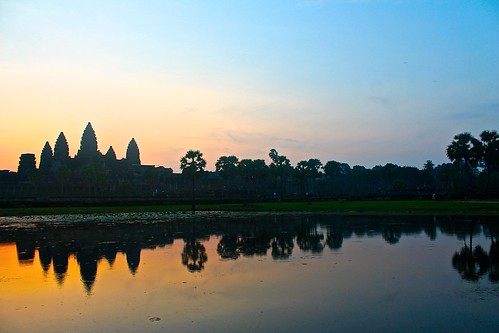 sunrise reflection angkor wat angkorwat siemreap siem reap siam cambodia temple abigfave