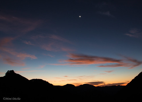 venus moon mountains sunrise crescentmoon clouds pinkclouds silhouettes earthshine