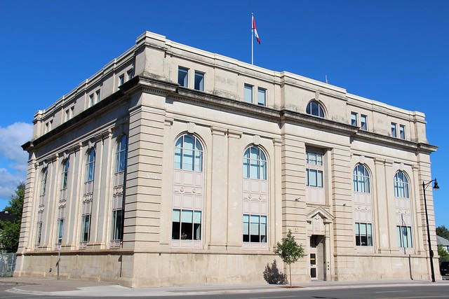 Old Revenue Canada Building (Thunder Bay, Ontario)