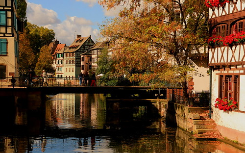 autumn strasbourg alsace colourfulhouses waterway lapetitfrance