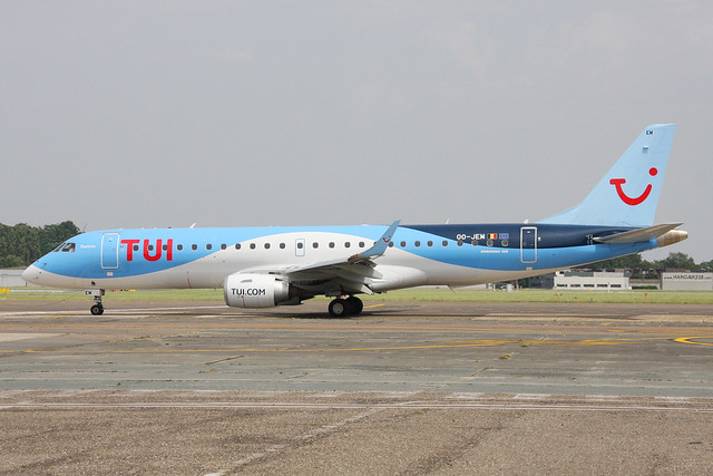 TUI Airlines Belgium ERJ-190