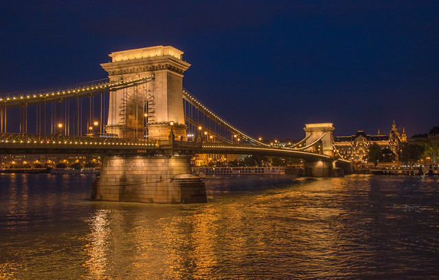 Chain Bridge_Budapest