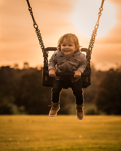 swing sunset boy toddler darenth