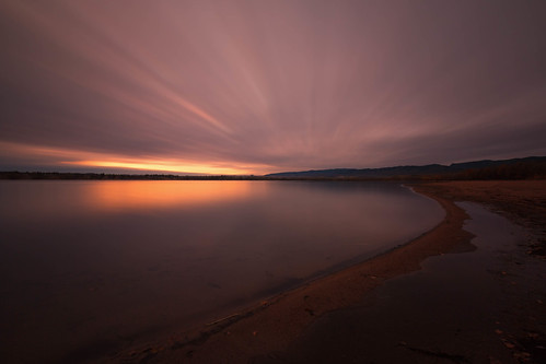 First Light by mclcbooks, Chatfield State Park, Coloradosunrise dawn daybreak sky clouds lake morning beach landscape le longe