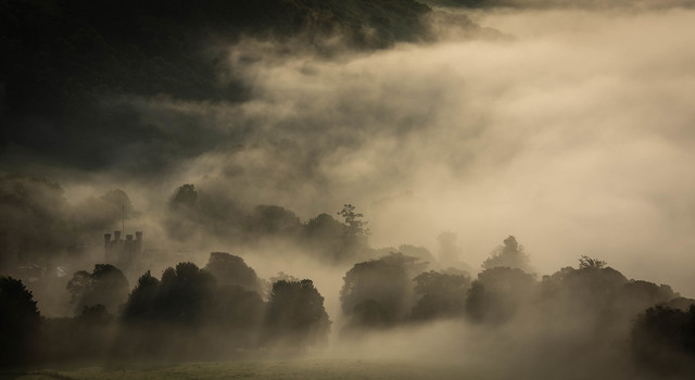 Fog over Kinfauns Castle