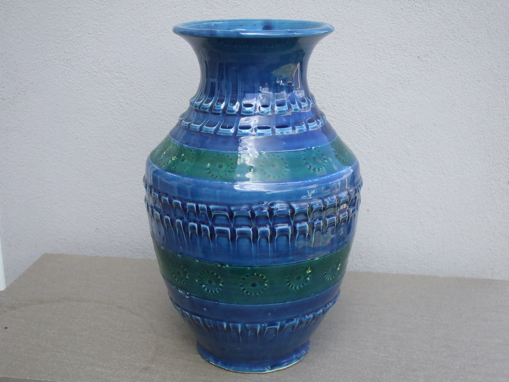 Large Bitossi Rimini Blu Mid Century Modern Ceramic Vase