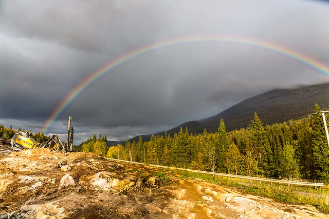 Rainbow in Dunderlandsdalen