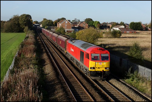 Rainhill, DBS 60015 6F81 (9.15 Liverpool Bulk Terminal  - Fiddlers Ferry PS) 26/10/12. | by DigitAL46232
