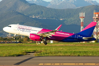 Wizz Air Airbus A320-232(WL) HA-LYG
