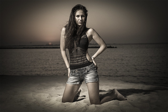 the jumeirah beach portrait_II