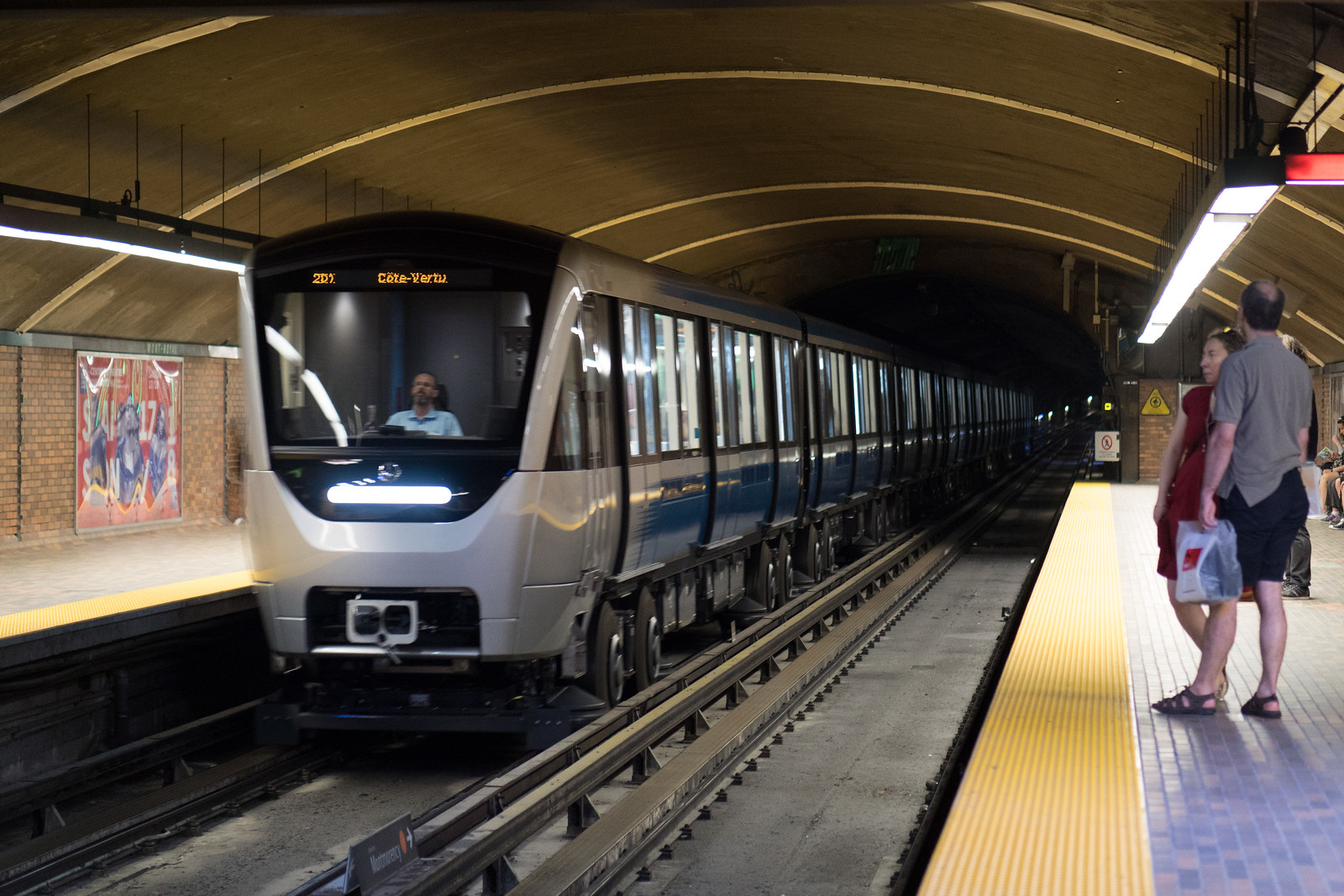 Mont-Royal Station