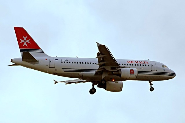 9H-AEL   Airbus A319-111 [2332] (Air Malta) Home~G 11/07/2012
