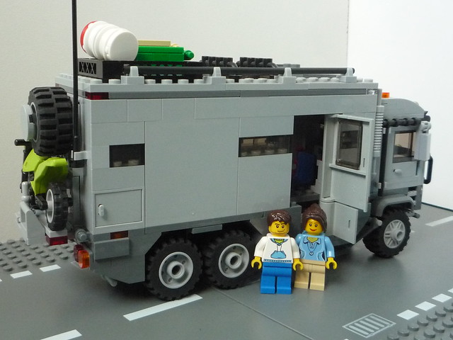 le camion d'expédition lego