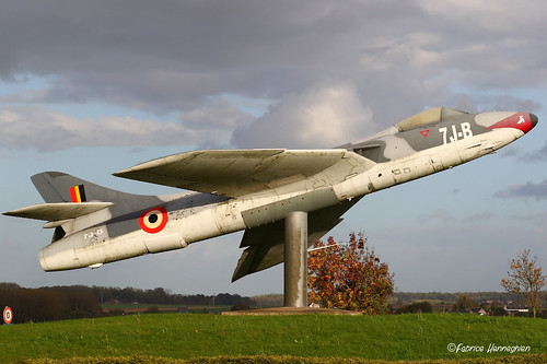 hawker hunter hunterf6 if65 chièvres airbase belgium 2017 baf belgianairforce preserved preservedairplane roundabout background great nice aircraft camera canon canon7d canon7dmkii canon7dii canon7d2 canon7dmk2 view amazing beautiful colors colorful dslr flickr photography fantastic outdoor planeporn planespotter avgeek aviation airplane planespotting flying pilot canopy landscape fake 7jb