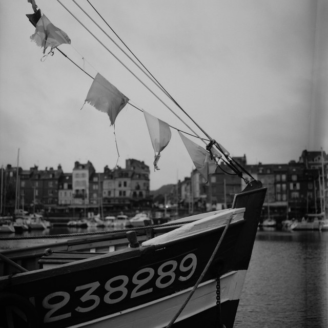 Le voilier  (The sail boat)