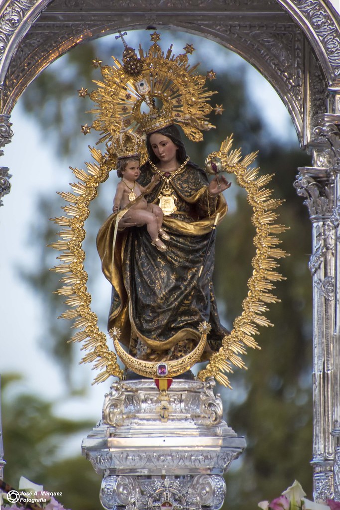 Pontifical Virgen de la Cinta (10)