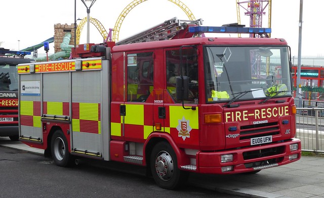 Essex Fire & Rescue Service Dennis Dagger Rescue Pump EU06 UFM