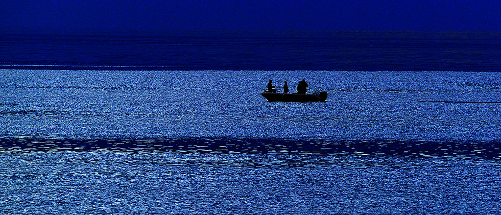 Pesca al chiaro di luna