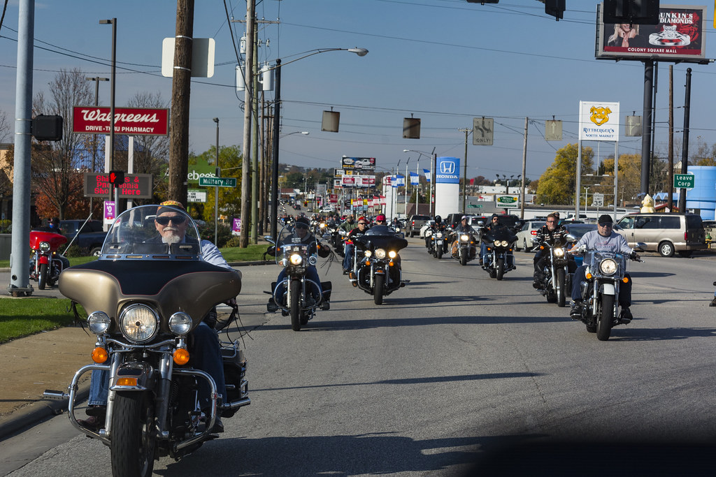 Salvation Army Toy run 2017 Zanesville, ohio. Bikers for S… Flickr