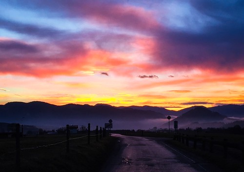 The Way to East by goessmuehle,