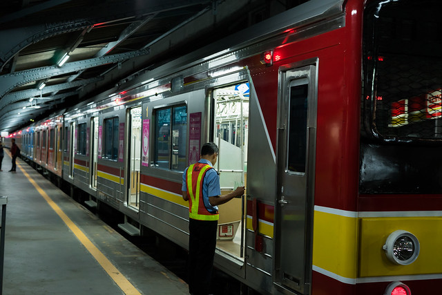 JR205;Red Line;Stasiun Jakarta Kota