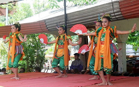 tari tradisional Banjarnegara