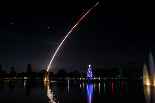 deltaiv gleasonpark indianharbourbeach lighttrails space rocket chuckpalmer unitedlaunchalliance launch 100v10f