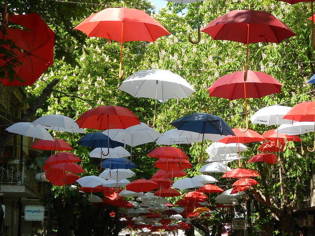 Композиция с чадъри
