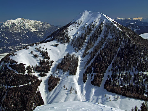 austria carnicalps ojstrnik oisternig mountain skitouring tourskiing outdoors landscape panorama snow winter