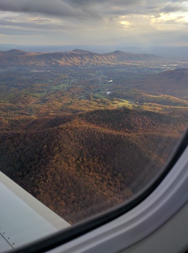 aviation planes roanoke virginia charlottesville windows window fall foliage
