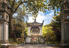Mausoleum of King Ngo Quyen