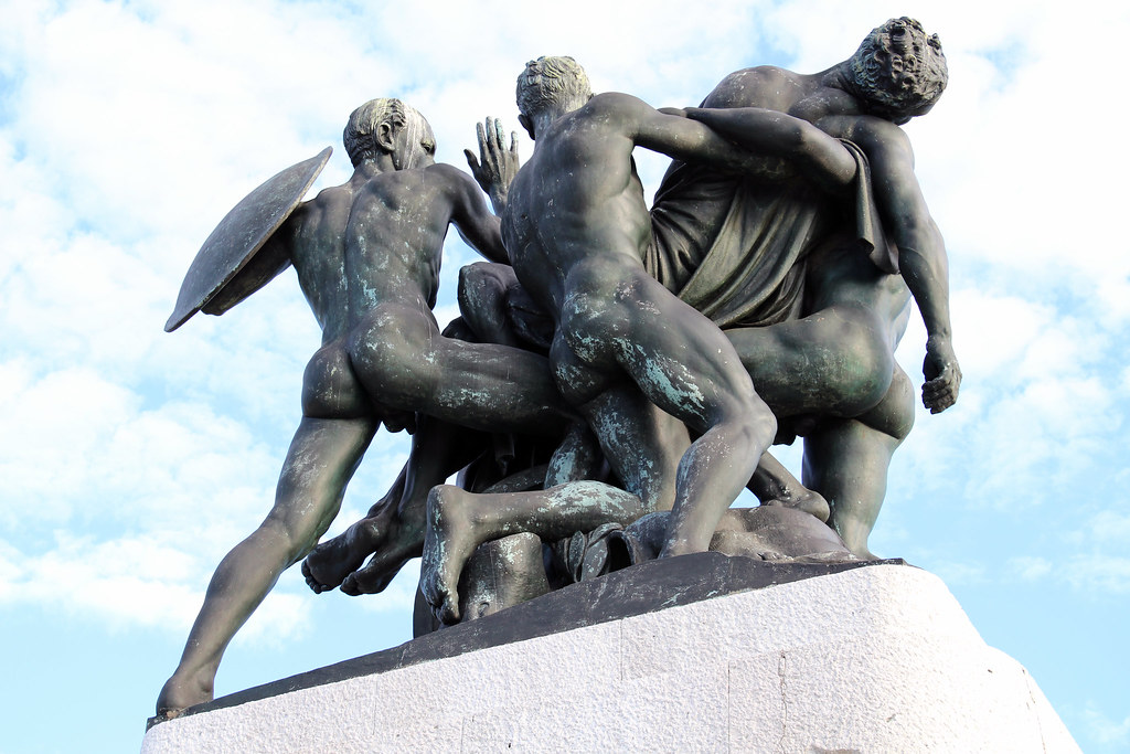 Trieste - Monumento ai Caduti di Trieste | 🔗 live.staticflickr.com