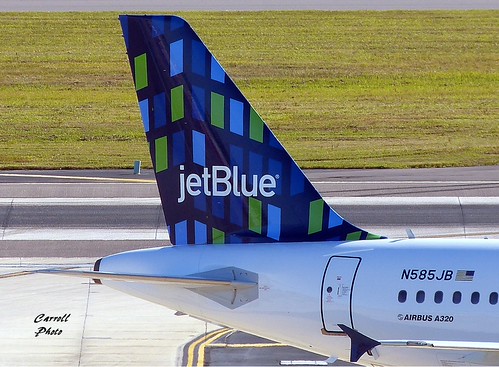 jetBlue - N585JB | by Charlie Carroll