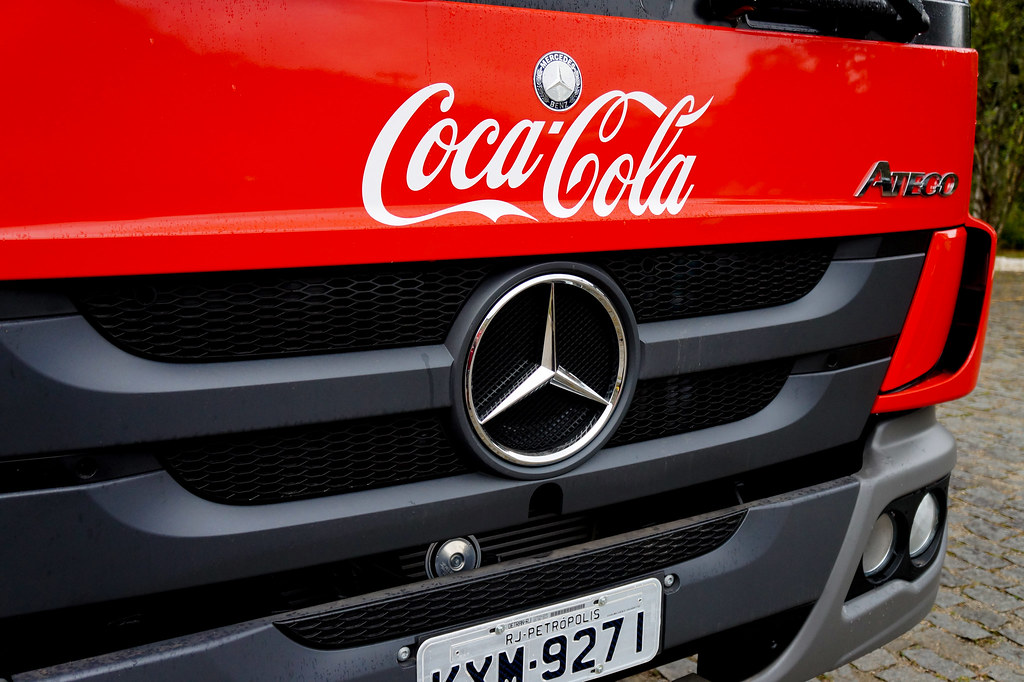 New-Mecedes-Benz-Accelo-1719-Fleet-Board-truck-for-Tercobel-Coca-Cola-in-Petropolis-Rio-de-Janeiro-5