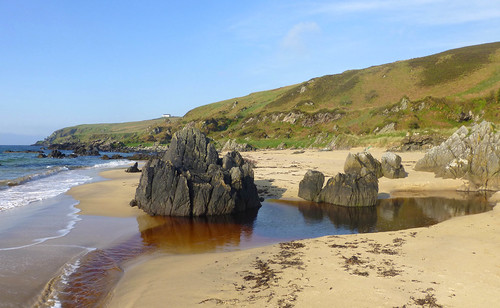 scotland islay island beach portellen singingsands coast sea rocks imeraval