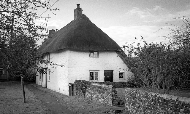 Avebury White Cottage