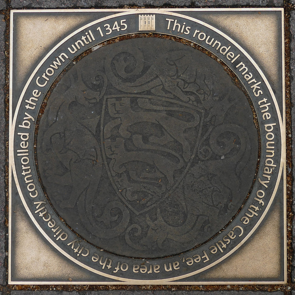 02 This roundel marks the boundary of the Castle Fee, an area of the city directly controlled by the Crown until 1345