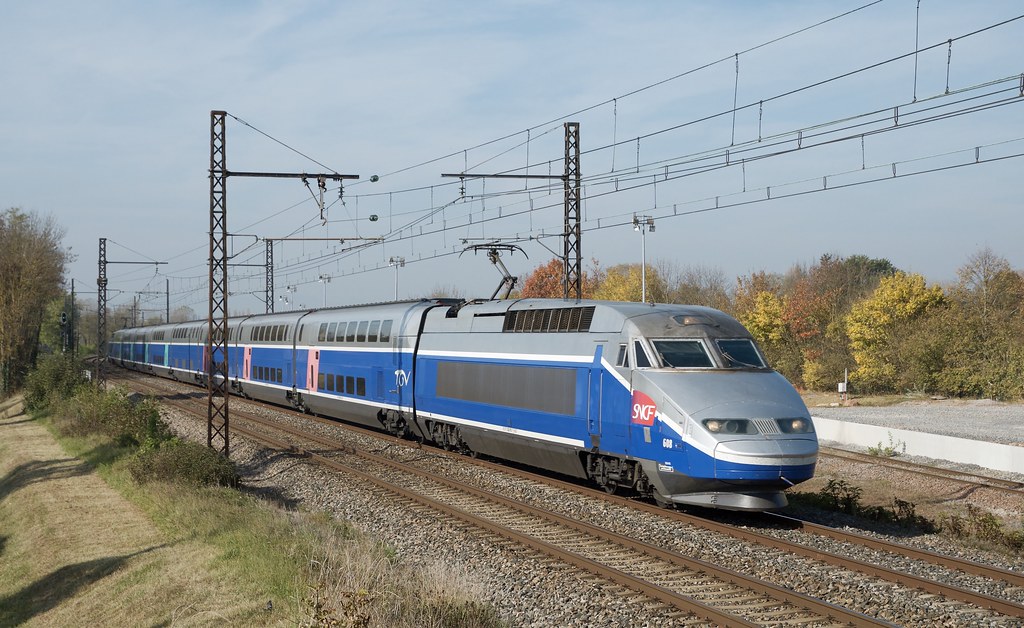 TGV RD 608 | Train 6937 (Paris gare de Lyon - Annecy) | Sylvain Bouard ...