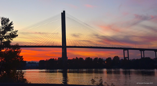Bridge at dusk - Explore
