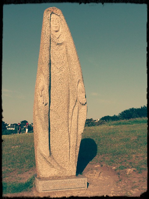 Statue Sainte-Anne, patronne des pêcheurs, commune d'Arzon (Bretagne, Morbihan, France)